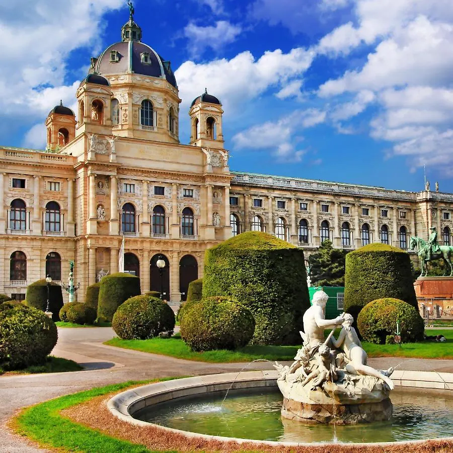 Elegant Vienna Apartment