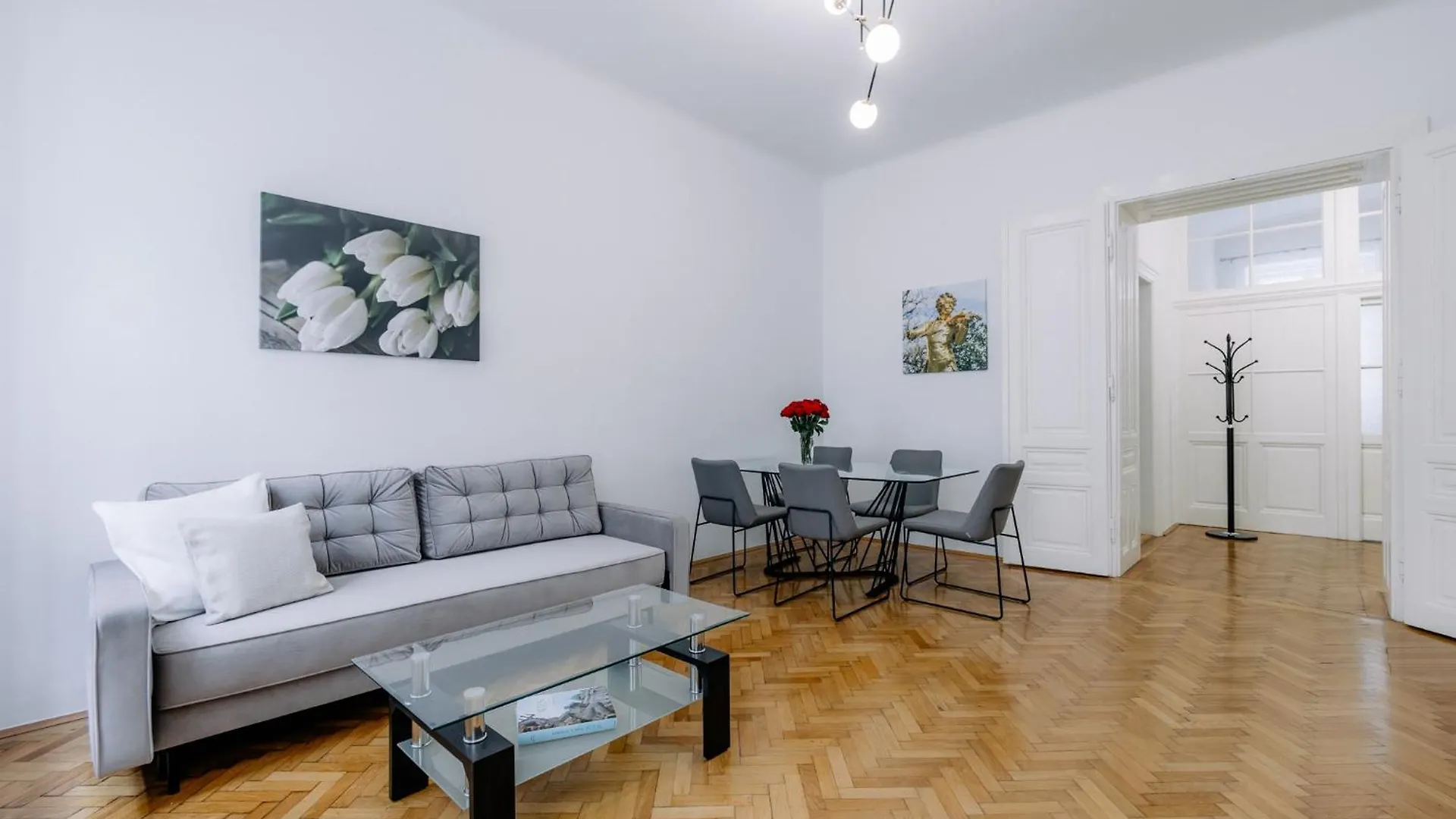Elegant Vienna Apartment